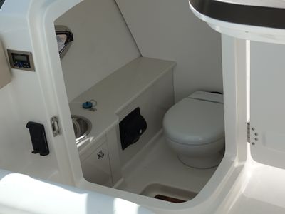 2026 Robalo 257 DC - Photo 11