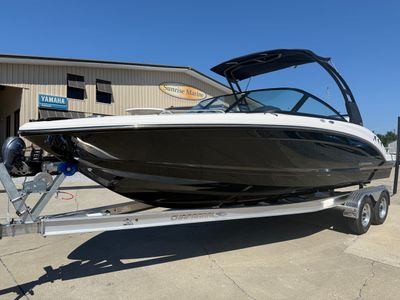 2026 Chaparral 23 SSI OB - Photo 1