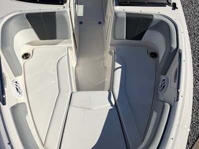 2026 Chaparral 21 SSI OB - Photo 10