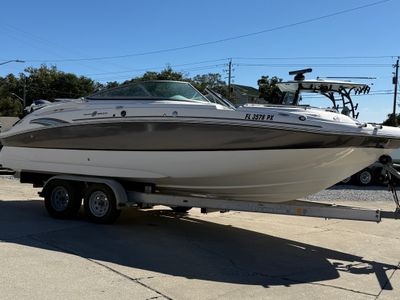 2015 Hurricane Sundeck 2400 OB - Photo 8