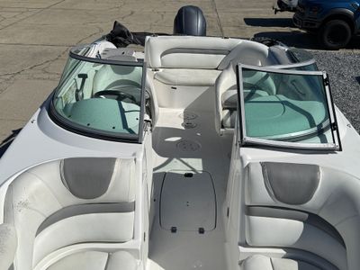 2015 Hurricane Sundeck 2400 OB - Photo 29