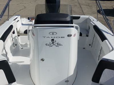 2020 Tahoe 2150 CC — photo 21 view