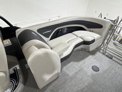 2026 Barletta Corsa 23QCSS — front three-quarter view