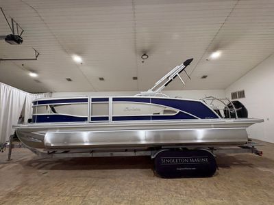 2026 Barletta Lusso L23UC — photo 7 view