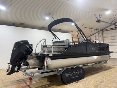 2026 Barletta Aria A22UC Platinum — engine compartment view