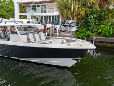 2024 Everglades 455 CC - Photo 3