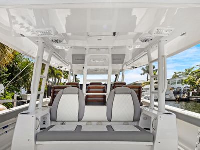 2024 Everglades 455 CC - Photo 16
