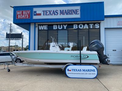 2025 Robalo 206 Cayman STD - Photo 2