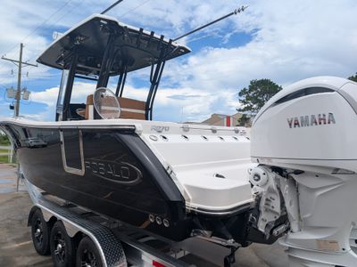 2025 Robalo 270 CC — photo 31 view
