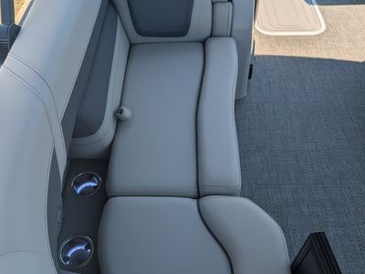 2025 Barletta Cabrio C22CC - Photo 18