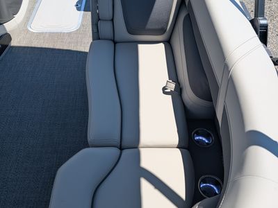 2025 Barletta Cabrio C22CC - Photo 19