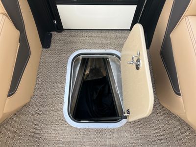 2025 Barletta Lusso L25MA - Photo 17