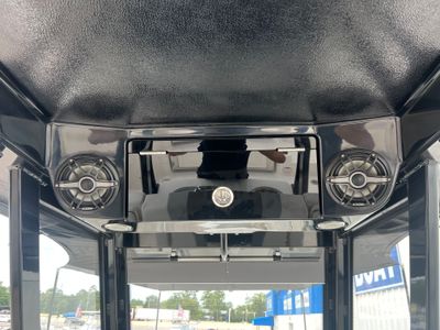 2025 Robalo 270 CC - Photo 23