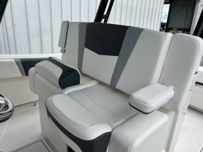 2025 Robalo 270 CC - Photo 24