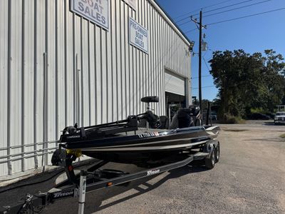 2017 Triton 22 TRX - Photo 1