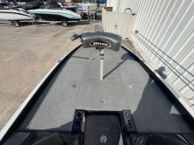 2017 Triton 22 TRX - Photo 27