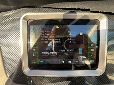 2019 Chaparral 23 Surf — photo 10 view