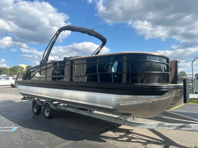2026 Barletta Lusso L25UC — photo 10 view