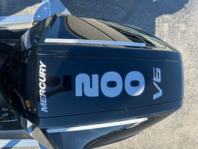 2026 Barletta Cabrio C22UC — engine compartment view