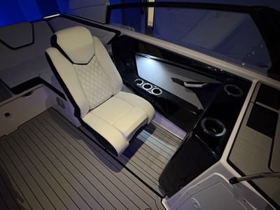 2026 Yamaha 222 SE - Photo 12