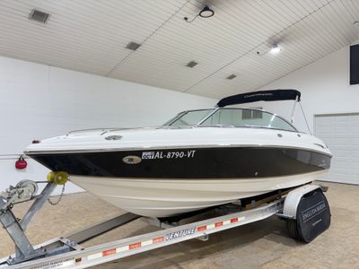 2005 Chaparral 220 SSI - Photo 2