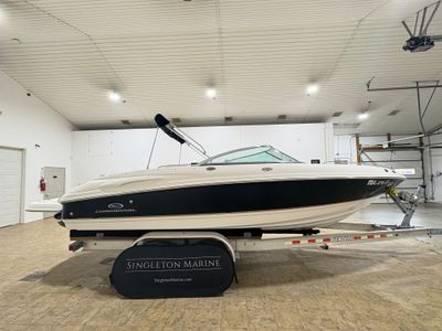 2005 Chaparral 220 SSI - Photo 4