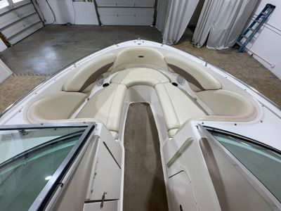 2005 Chaparral 220 SSI - Photo 9