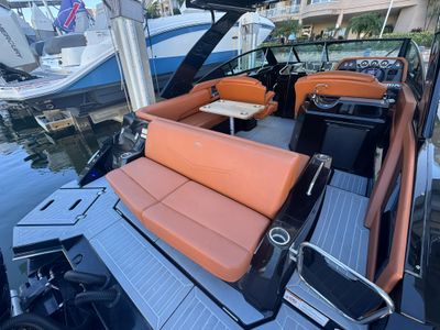 2022 Cruisers Yachts 338 OB South Beach Edition - Photo 51