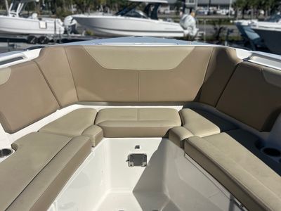 2018 Sailfish 325 DC - Photo 17