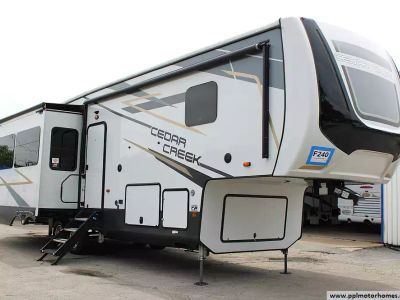 2021 Keystone 311RL — front three-quarter view