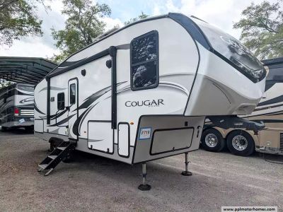 2022 Keystone 25RES — front three-quarter view