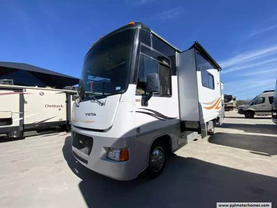 2011 Winnebago 30W — side profile view