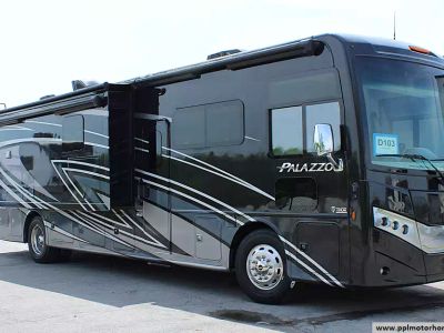 2023 Thor 37.4 — front three-quarter view