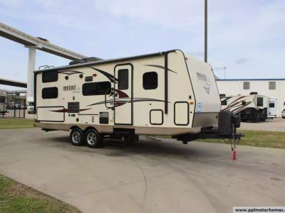 2017 Forest River 2509S — front three-quarter view