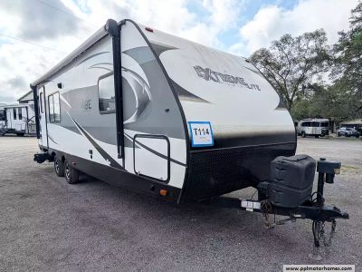 2017 Forest River 258RKS — front three-quarter view