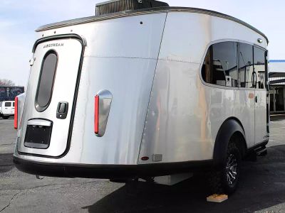 2022 Airstream 20X - Photo 2