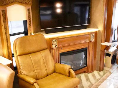 2017 Entegra Coach 42DEQ — photo 14 view