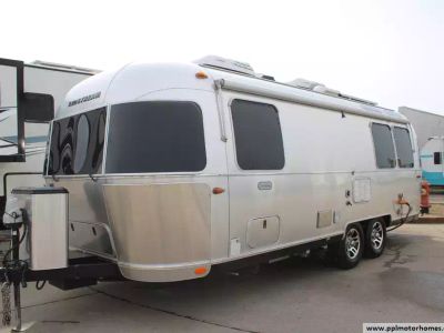 2020 Airstream 25FB TWIN - Photo 2