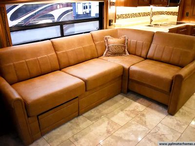 2017 Entegra Coach 42DEQ — photo 17 view