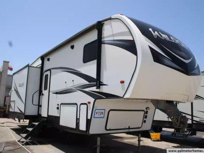 2019 Forest River 290RL — front three-quarter view