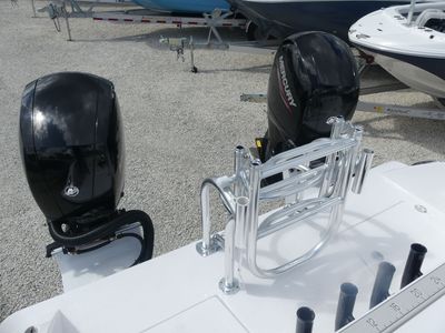 2026 Twin Vee 240 GFX2 - Photo 5