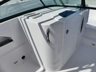 2026 Twin Vee 240 GFX Dual Console - Photo 14