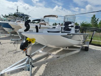 2027 Xpress HYPER-LIFT H20 BAY - Photo 3