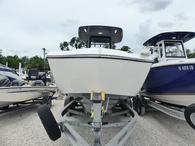 2021 Yamaha Boats 252 FSH Sport - Photo 2