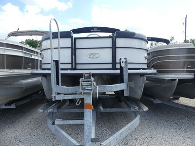 2022 Veranda VR22RC Tri-Toon - Photo 2