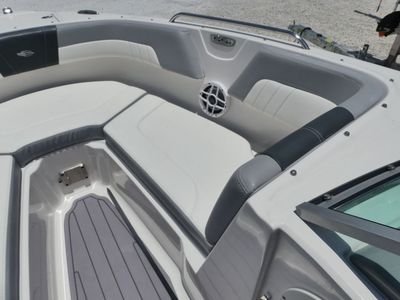 2023 Chaparral 23 SSi OB - Photo 14