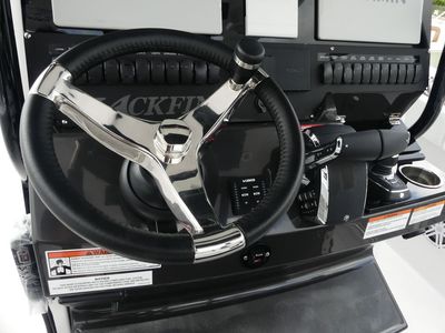 2025 Blackfin 272CC - Photo 17