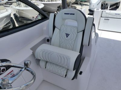 2026 Twin Vee 280 GFX2 DUAL CONSOLE - Photo 12