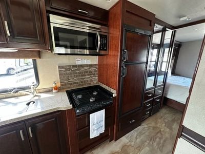 2017 Holiday Rambler Admiral - Photo 9