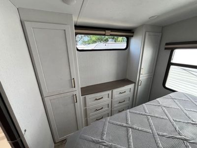 2022 Dutchmen Astoria - Photo 2